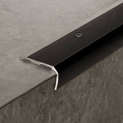 Nez de marche strié 6V à visser 36 x 18 mm - 3 m - noir - Gedimat - DINAC