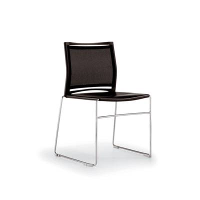 Chaise BEW assise plastique dossier filet