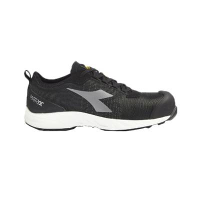 Chaussure basse FLY LITEBASE MATRYX LOW S3 noir/blanc - Gedimat - DIADORA