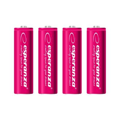 Lot de 4 Piles Rechargeables Ni-MH AA Rouge 2000 mAh