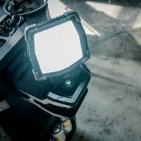 Projecteur de chantier LED à pince CL 4050 MA rechargeable 40W IP65 - Gedimat