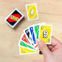 Le Plus Petit Jeu de Cartes UNO du Monde