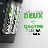 Chargeur universel Pro-charger avec 4 piles AA 2000mAh inclus