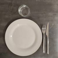 Table pied blanc Ø70cm ardoise metallisée - intérieur - RestooTab