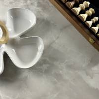 Plateau de table rond Marbre Perla & laiton - RestooTab