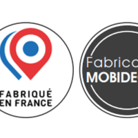 Chaise SAKI HR en Bois - Assise et Dossier Blueprotech® avec Piètement Époxy Réglable - T3 à T6