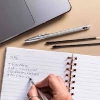 Etui de 3 Recharges pour Stylo Bille Cristal Re'New Pointe Moyenne Noire