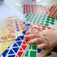 768 gommettes triangles - 8 planches