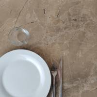 Mange-debout pied noir Ø70cm marbre grec - intérieur - RestooTab