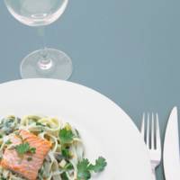 Mange-debout pied noir 60x60cm bleu cèdre - intérieur - RestooTab