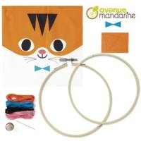 Kit broderie enfant Pix Gallery - Tambourin rond 13 cm Chat - Orange - AVENUE MANDARINE