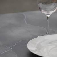 Table pied blanc Ø70cm lune bleue - intérieur - RestooTab