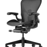 Fauteuil Aeron graphite Herman MILLER avec accoudoirs multi-positions