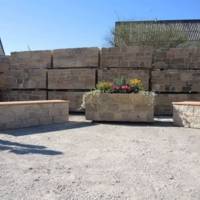 Banquette en pierre avec assise bois 180cm - Murdepierre