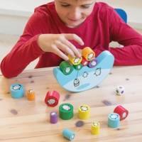 Jeu d'équilibre en bois - balancier - thème pingouins