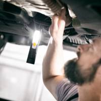 Lampe torche 4+1 led rechargeable orientable HL200 250+70lm - Gedimat