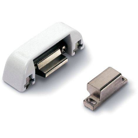 GAU05948