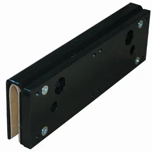 FBA02203